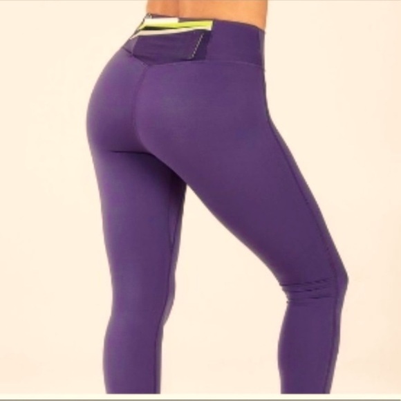 Fabletics Motion 365 Leggings size Small - Picture 1 of 15